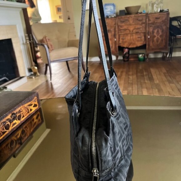 Vintage Fendi Zucca Tote-Black. - Picture 3 of 9